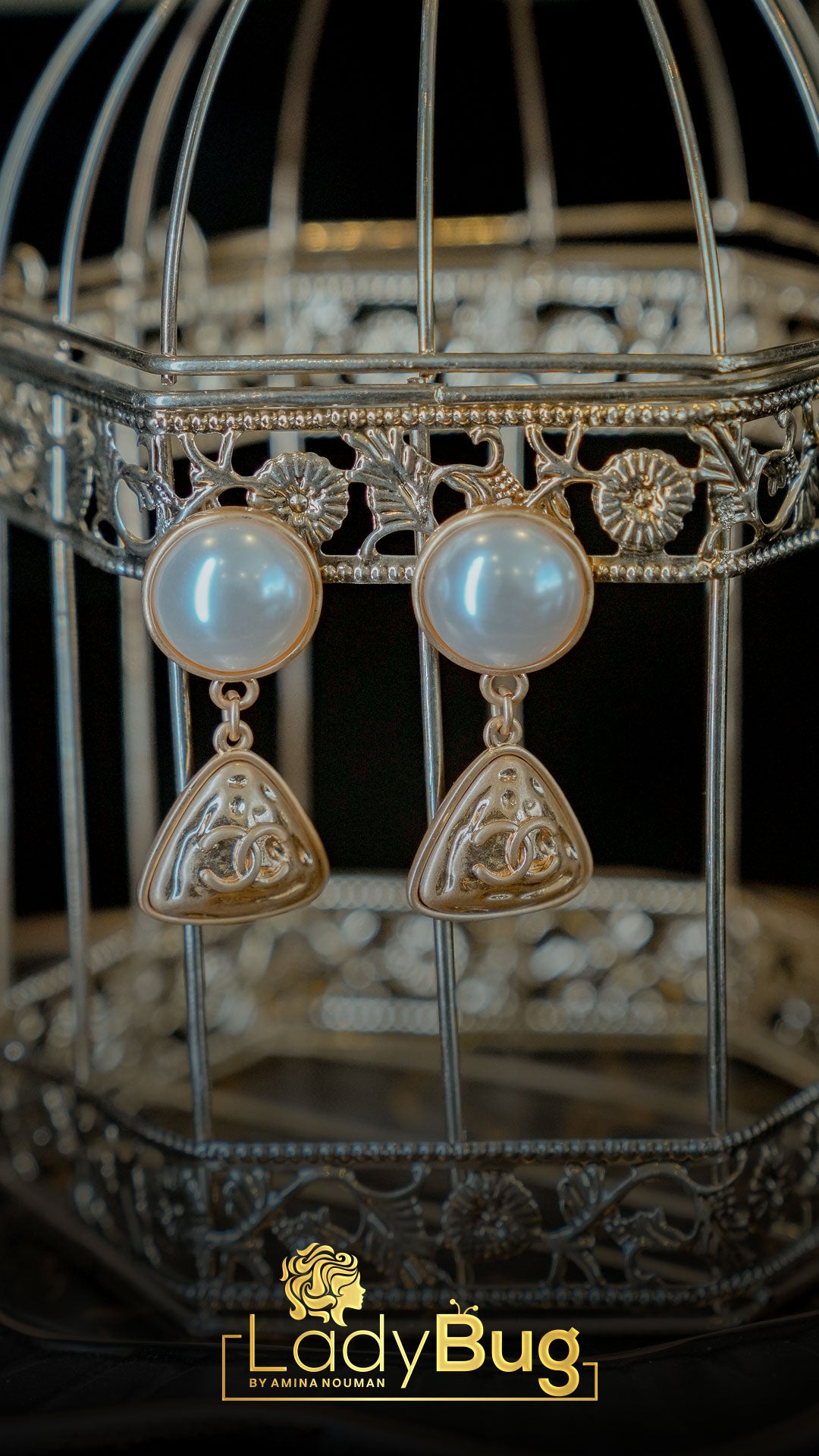 Chan*el Pearl Earrings.