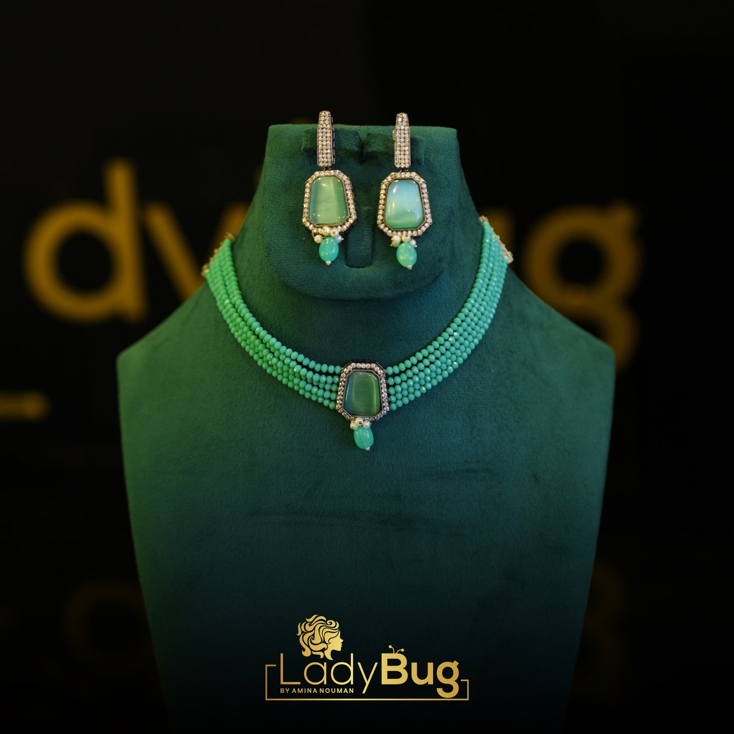 Single Stone Choker Set with Mint Color