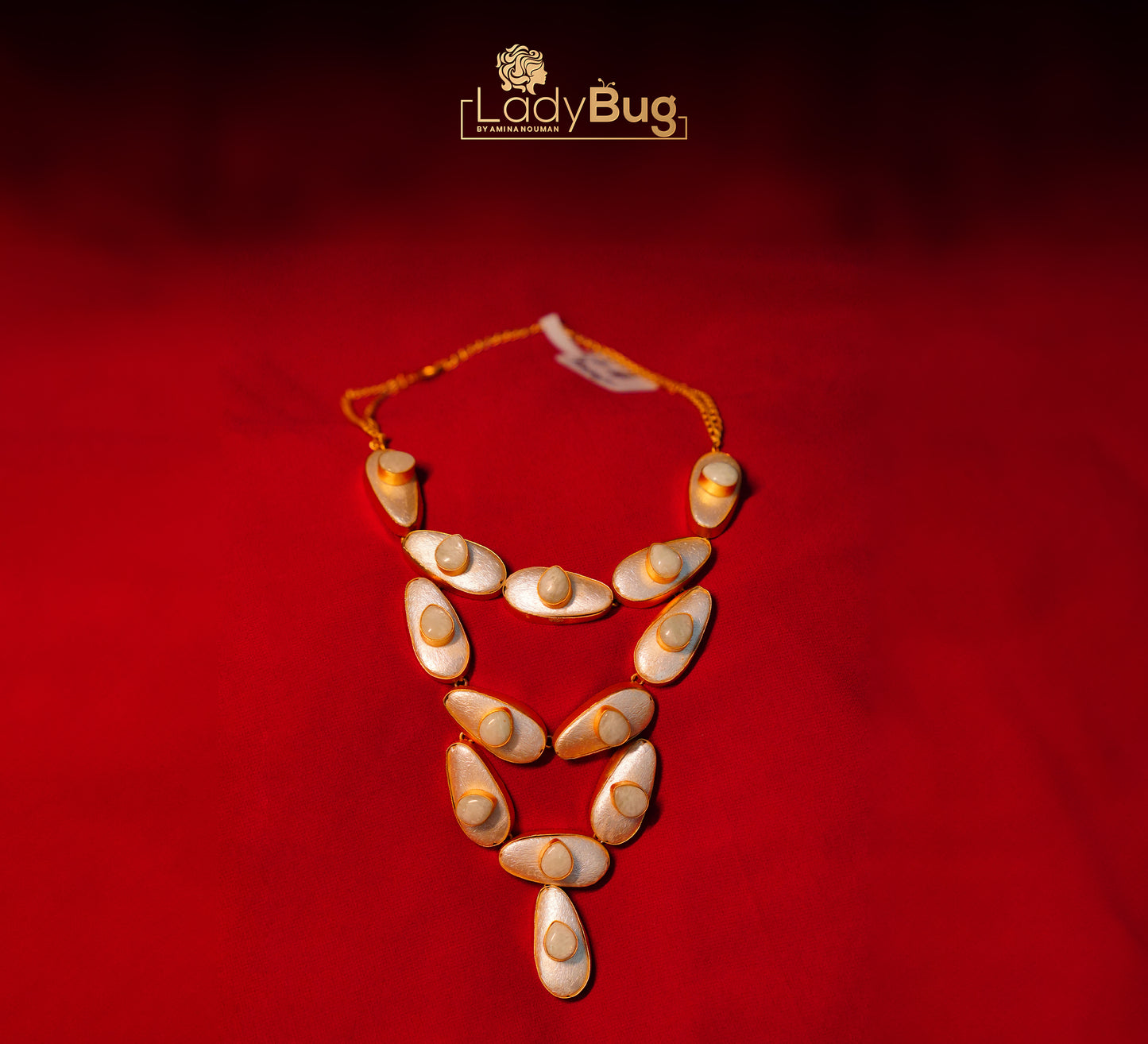 Mother Pearl Necklace with Mint stones ( LB 17)