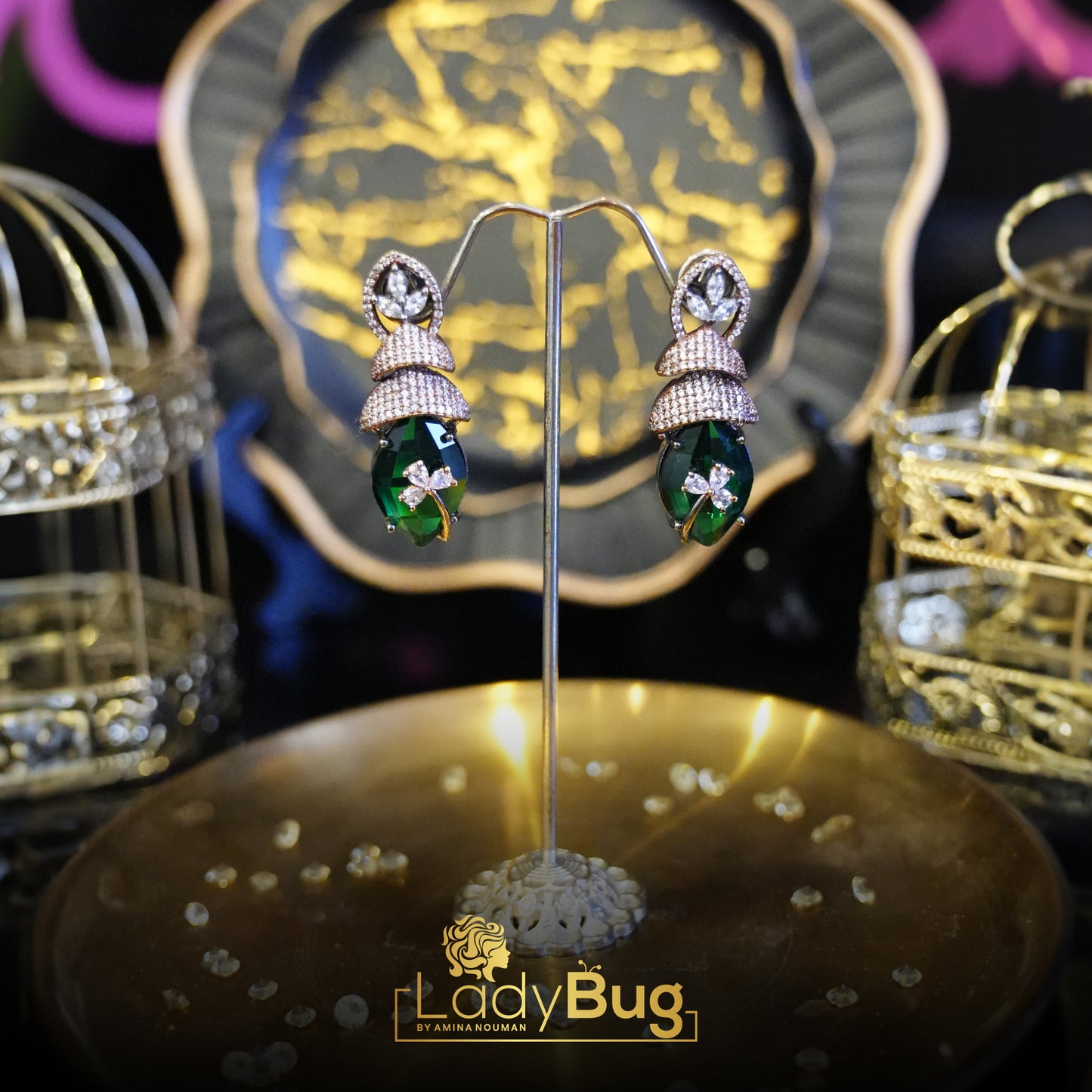 Rhodium-plated Zircon earrings with Emerald Stone