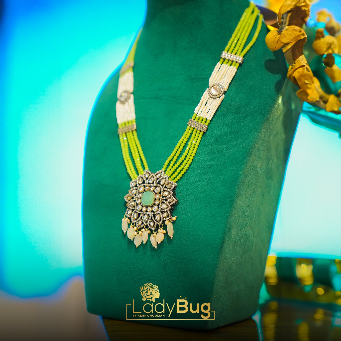 Victorian polish Mala and earrings with mint color