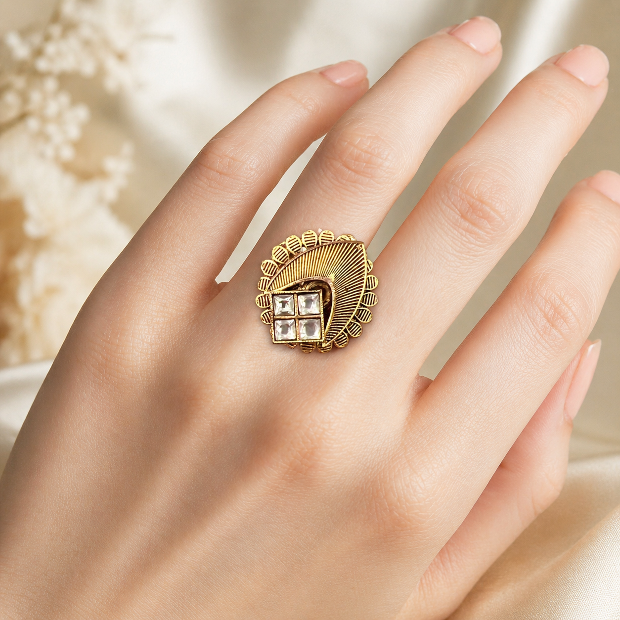 Rajwari rings (Gold) – Ring by Ladybug (Photo 3)