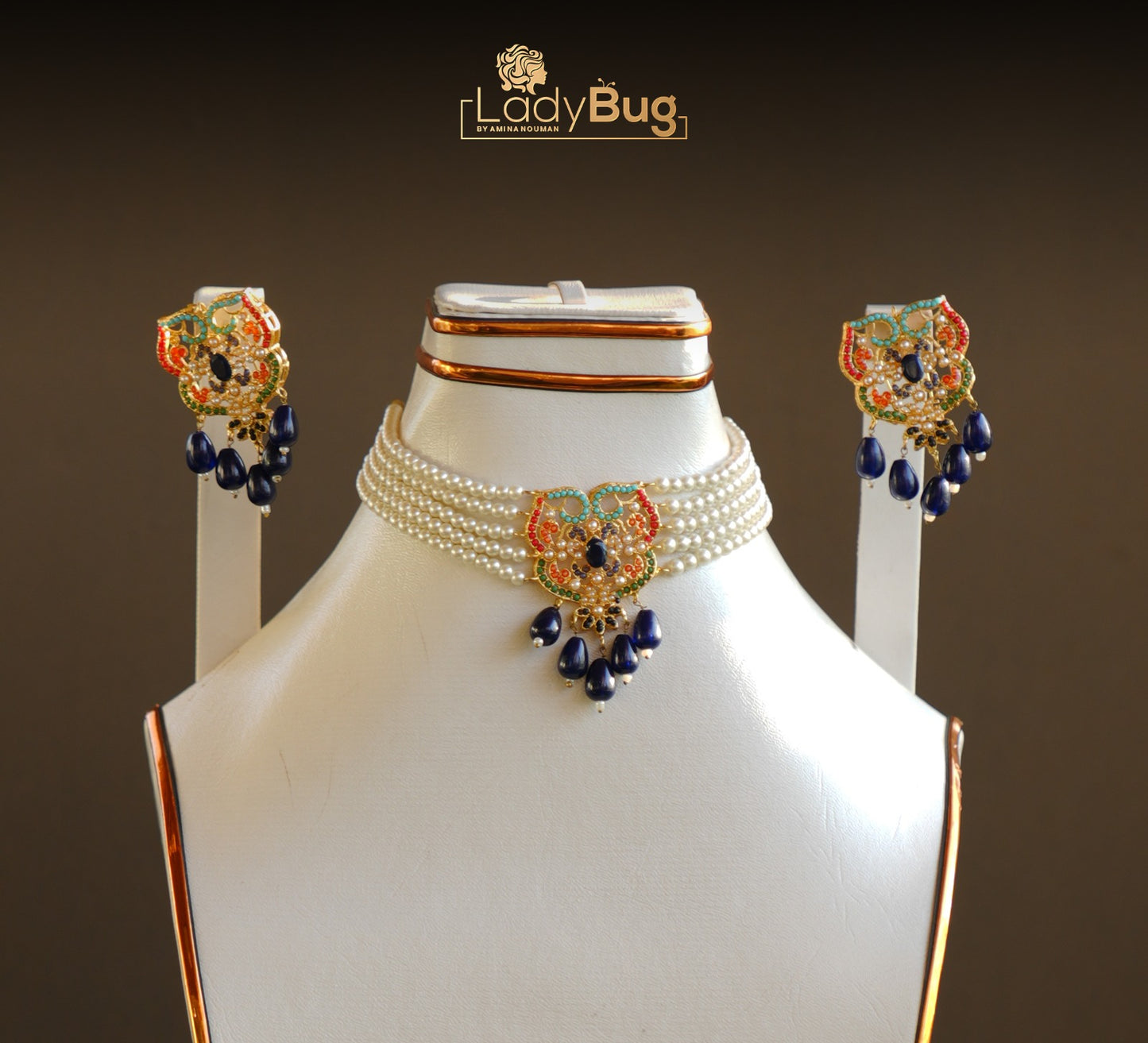 Nauratan Choker Set with white pearls and beads