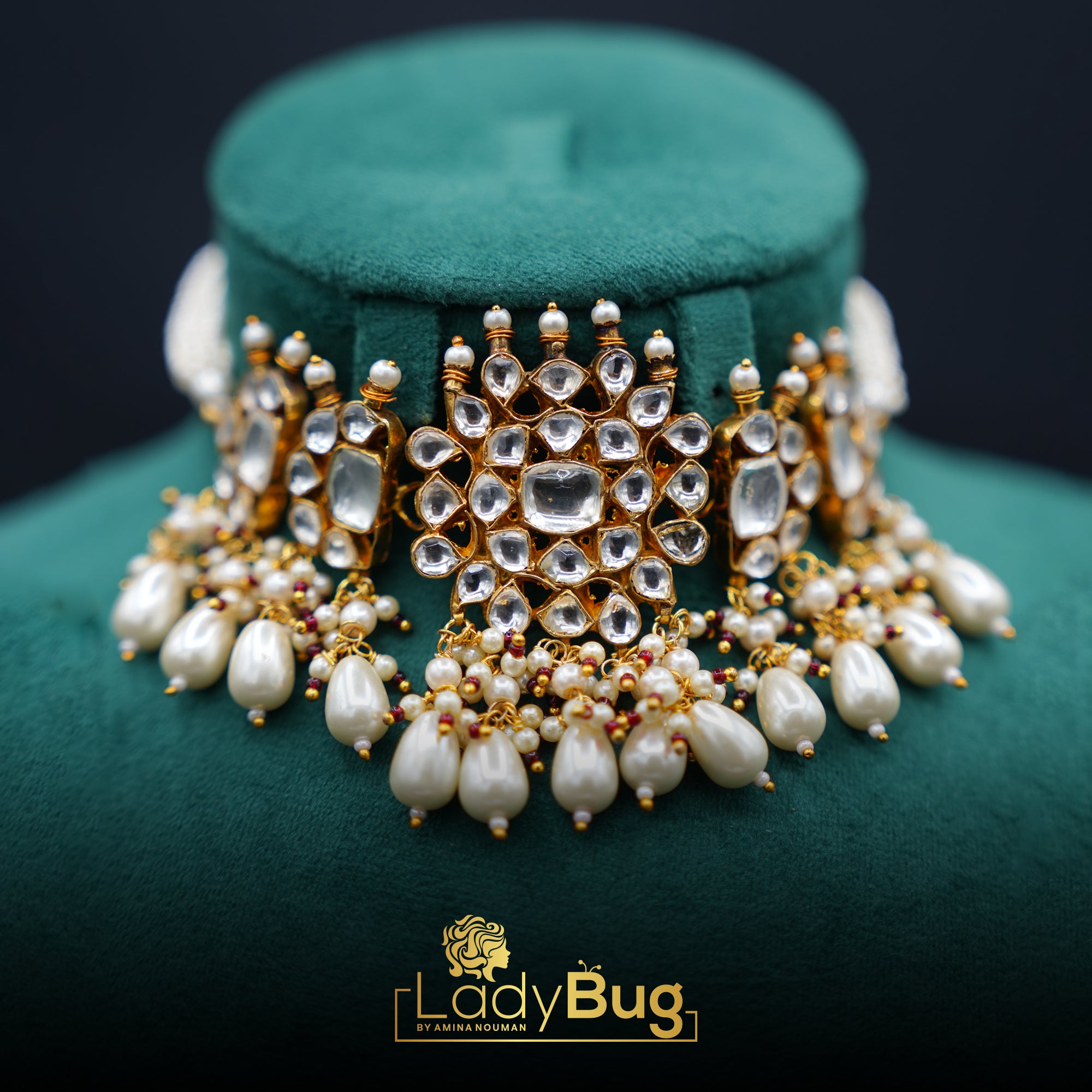 Peachi Kundan Set with Pearls