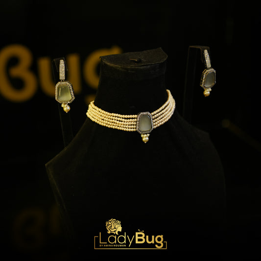 Single Stone Choker Set with Silver Color