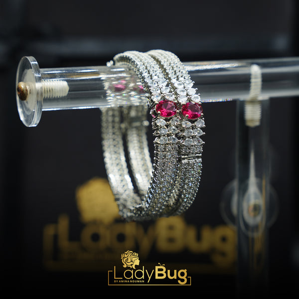 Openable Rhodium bangles with Ruby color – Ladybug