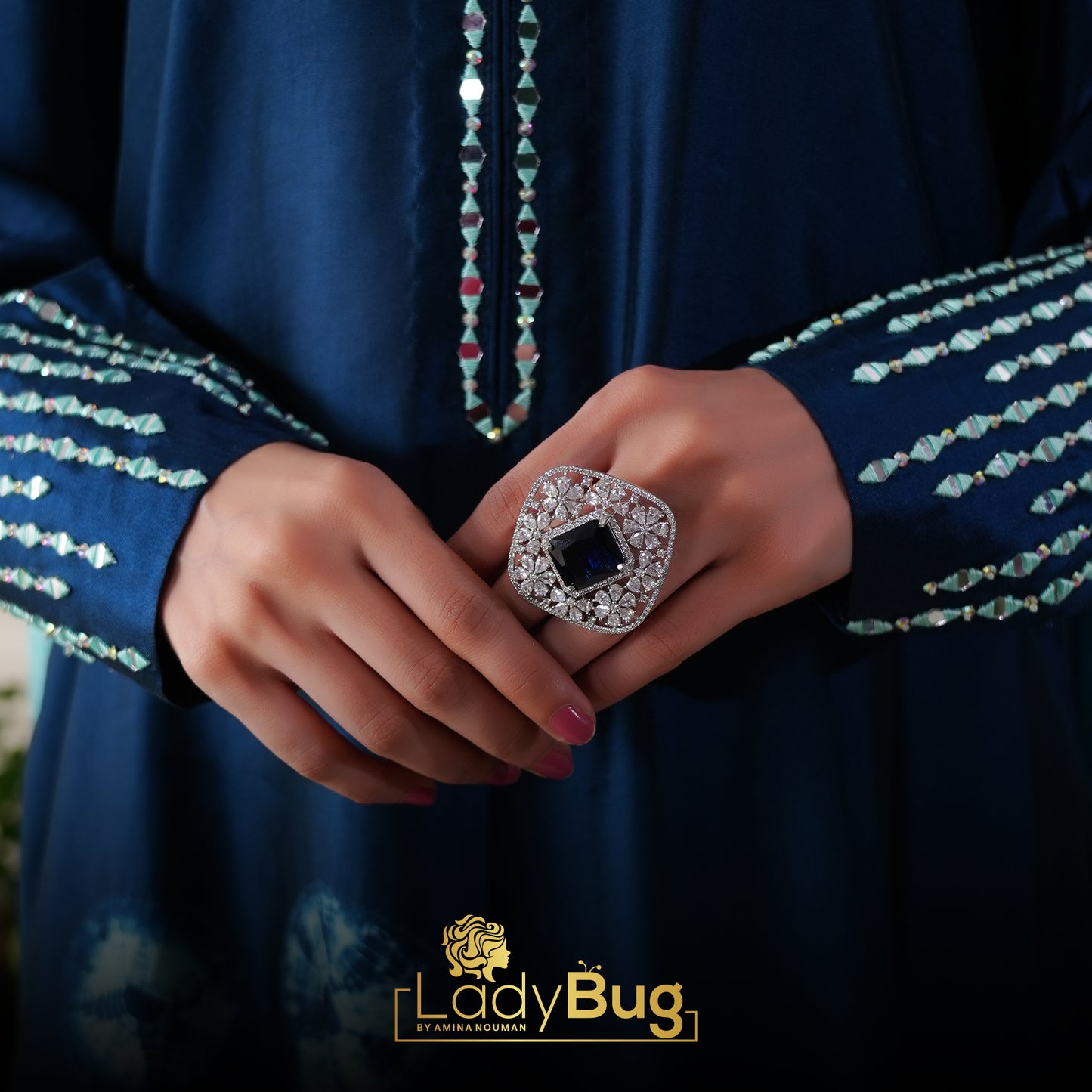 Duplet Stone Ring Embossed Sapphire Stone