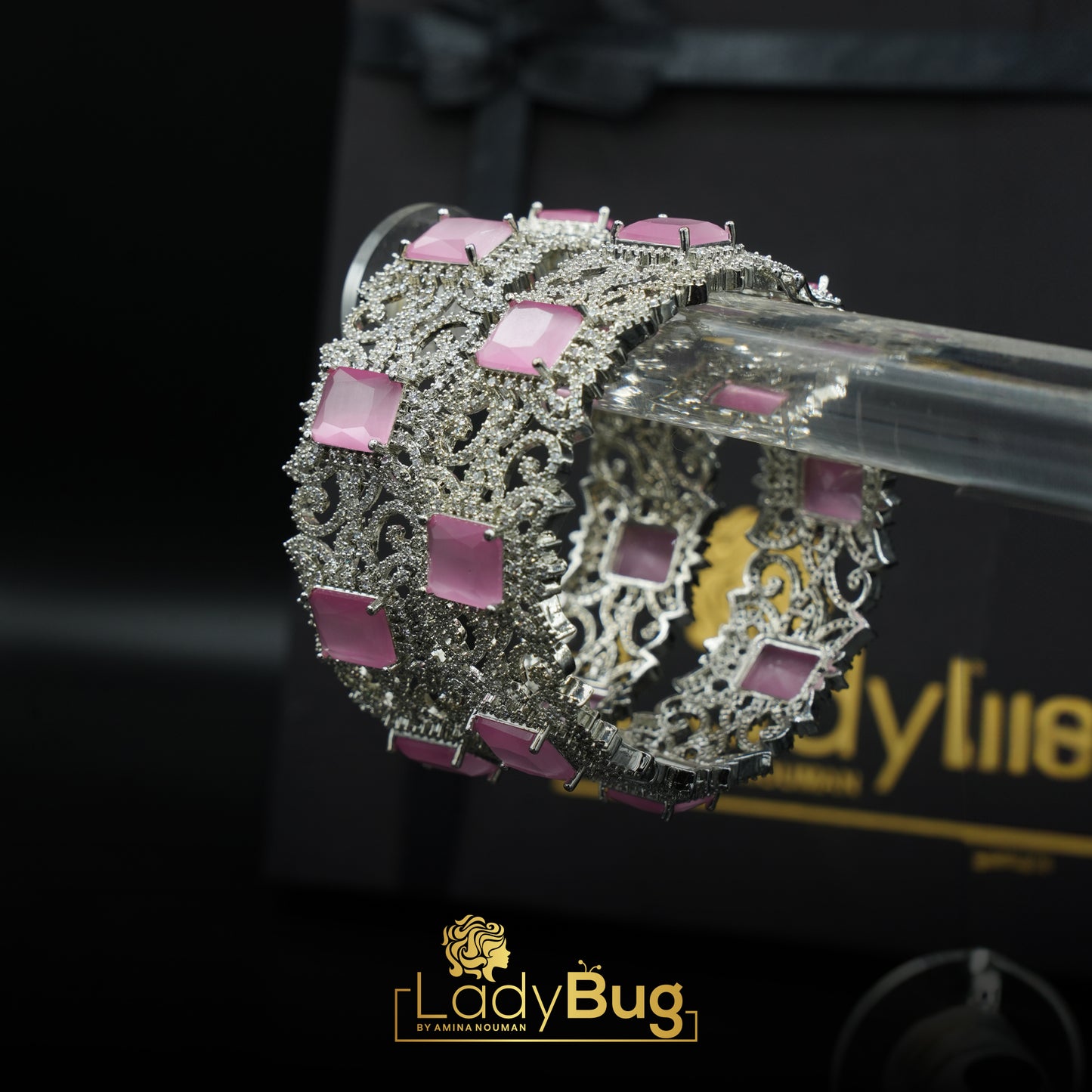 Gold-plated Chain Bracelet with Zircon and powder pink color