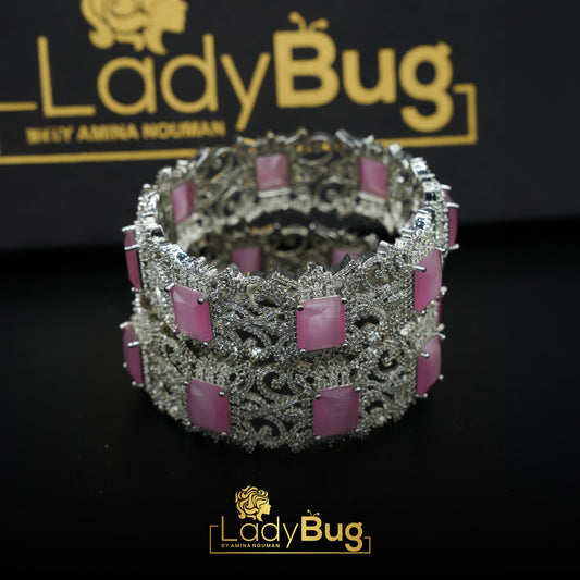 Gold-plated Chain Bracelet with Zircon and powder pink color