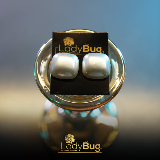 China Pearl studs