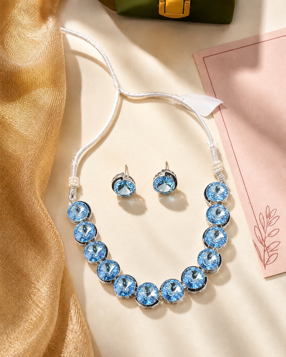 Swar*ski necklace set