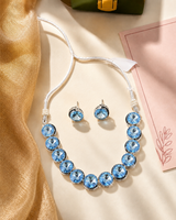 Swar*ski necklace set