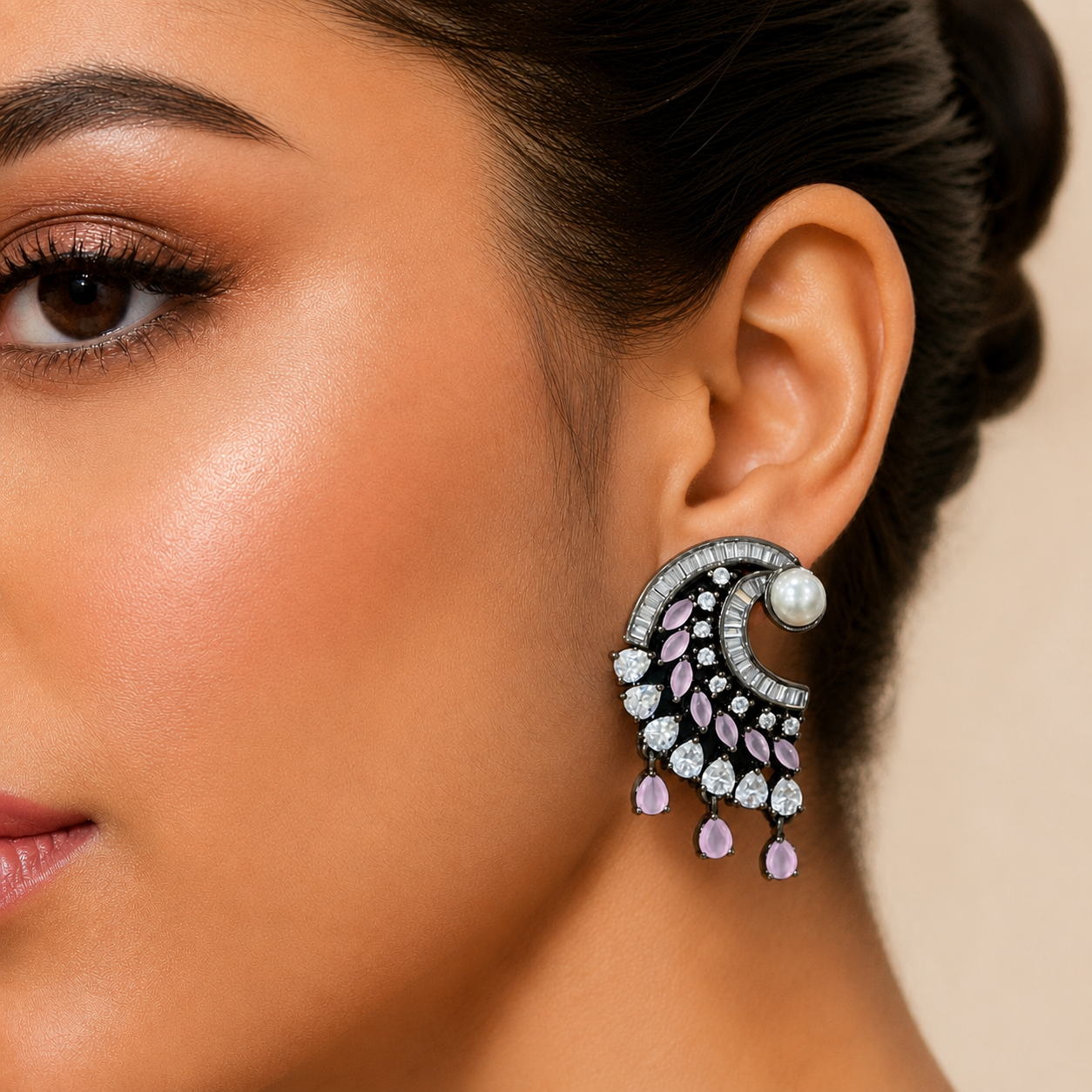 𝐌𝐨𝐨𝐧 𝐒𝐭𝐮𝐝 Earrings with Victorian Polish