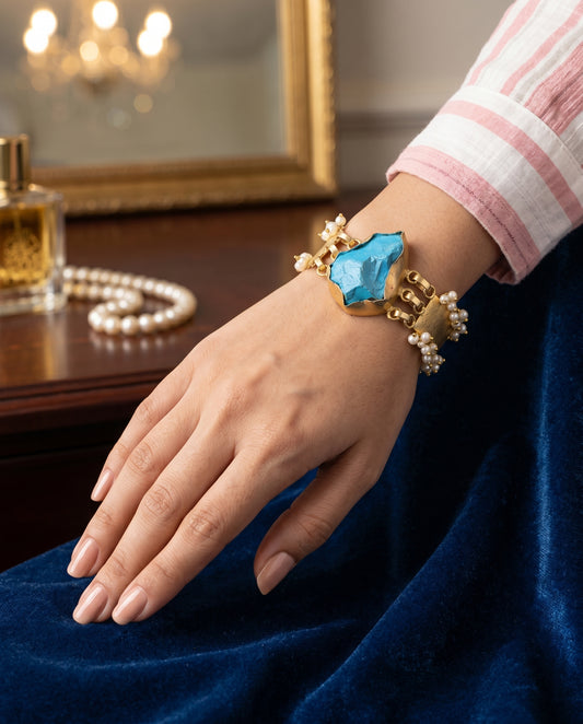 Mate Polish Gold Bracelet with Feroza Stone – Bracelet by Ladybug
