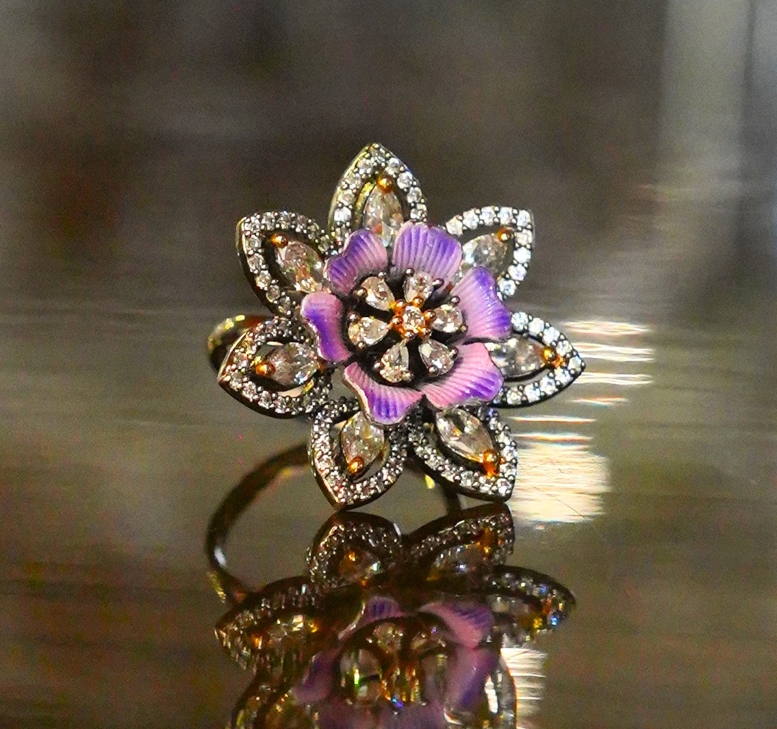Ring – Ring by Ladybug