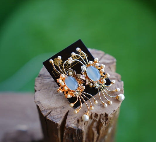 Gold-plated Earrings encrusting colorful stones and pearls