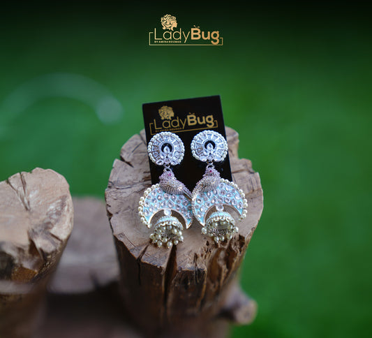 Mother Pearl Earrings with Mint Stones