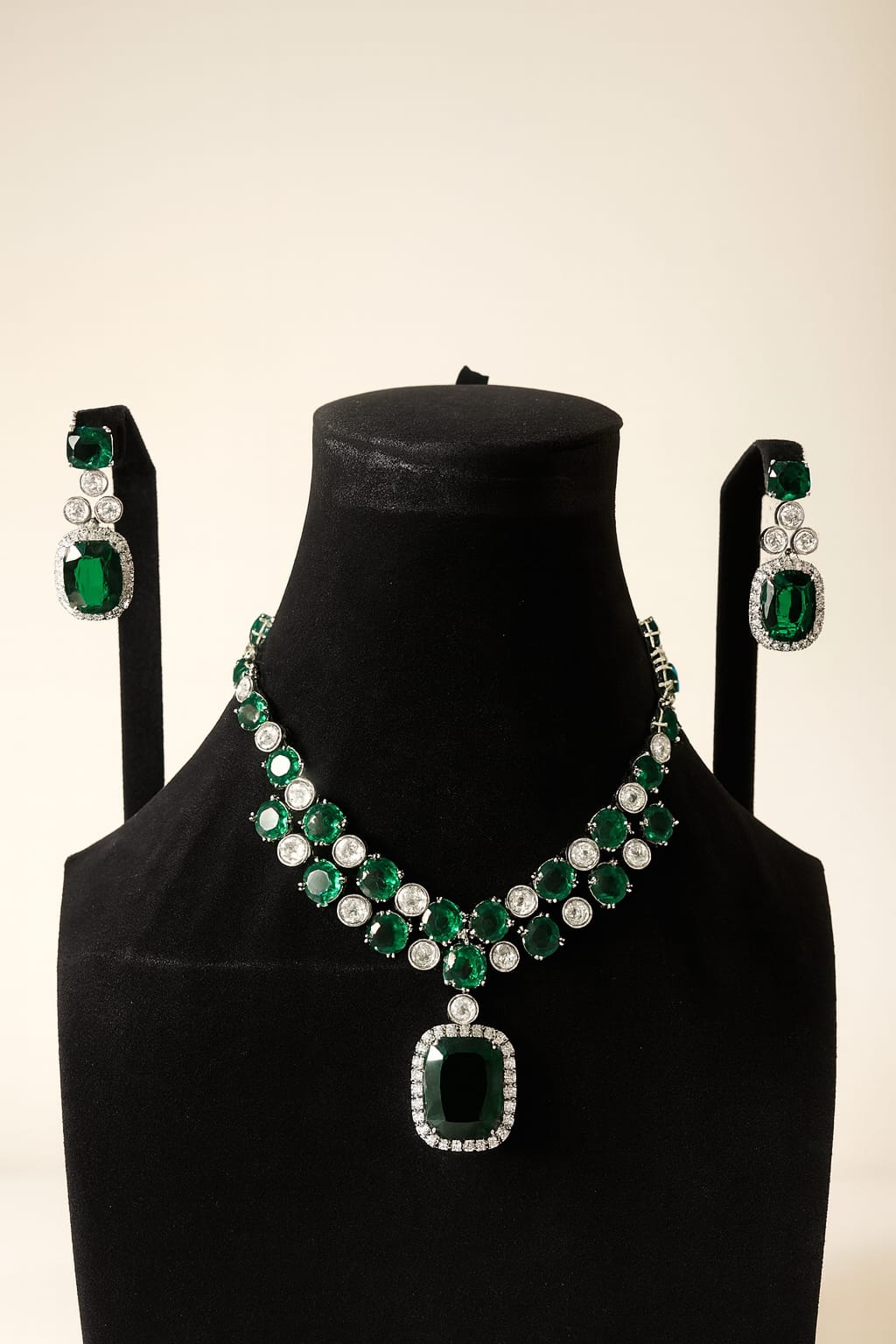 Rhodium -plated Indian set with Ruby Diamonds- luxury  jewellry collection