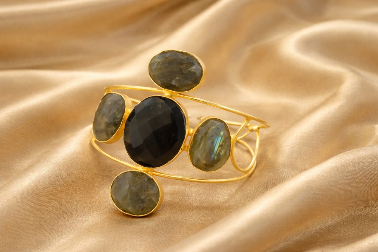 Stone beaded karas LB-89,113