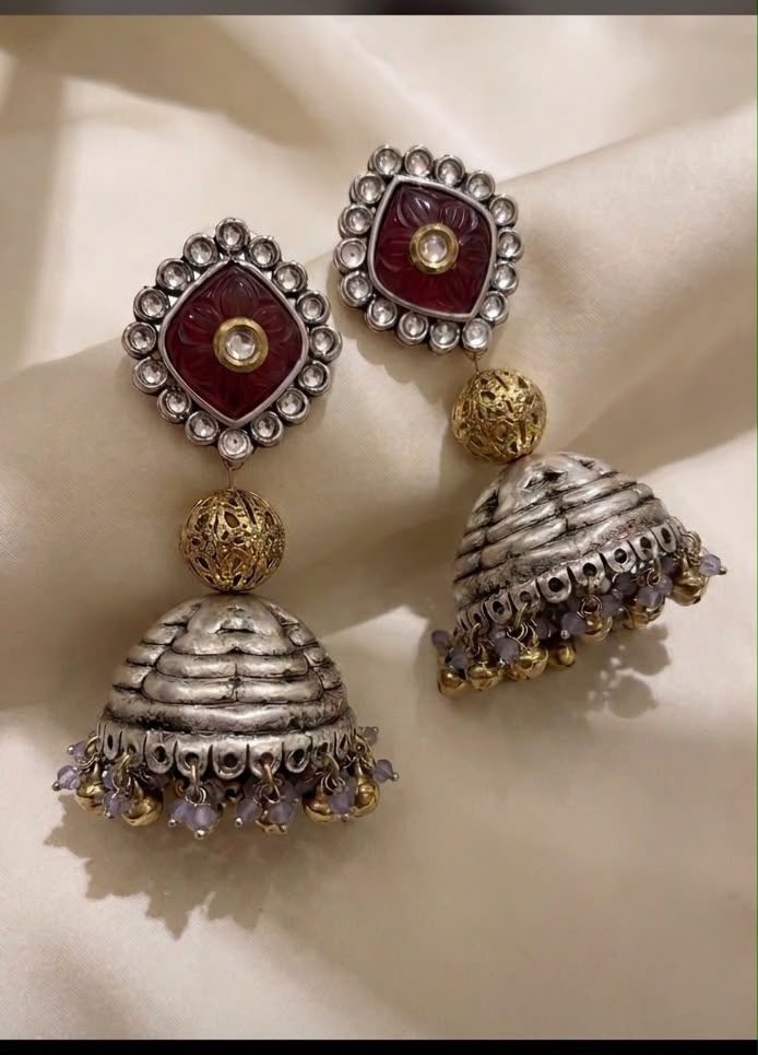 Noor-e-Noir Jhumkas